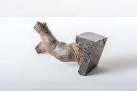 450 Torso, fallend, 2015, Granit, 34x13x20